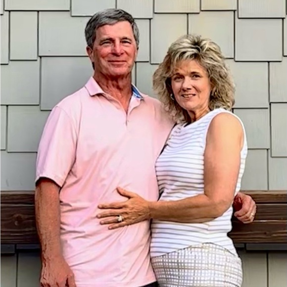 Meet your Posher, Leah - Picture 2 of 2